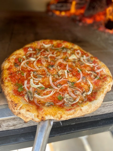MAXIMUS MOBILE PIZZA OVEN RED