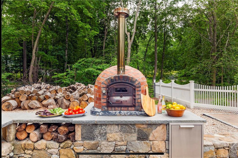 LISBOA RUSTIC PREMIUM PIZZA OVEN **JUST LANDED**