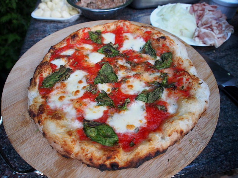 PIZZA HEAT ON MAXIMUS MOBILE PIZZA OVEN RED - Authentic Pizza Ovens Australia